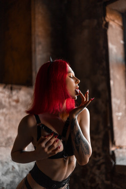 Фото +7 (953) 151-56-90